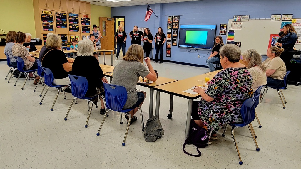 Primary Reading Mentors and Volunteers